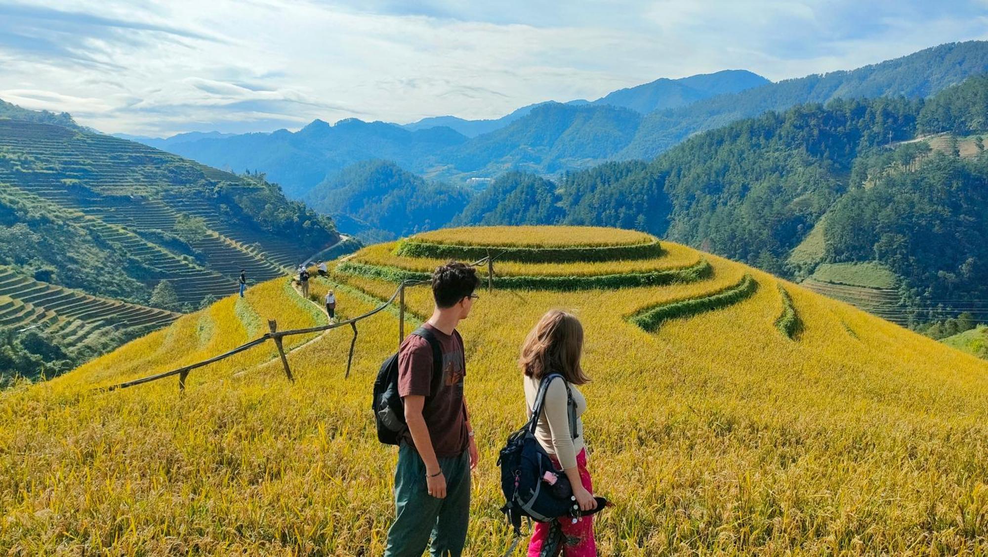 Indigenous Homestay- Trek- Food- Bus Mu Cang Chai Exterior foto