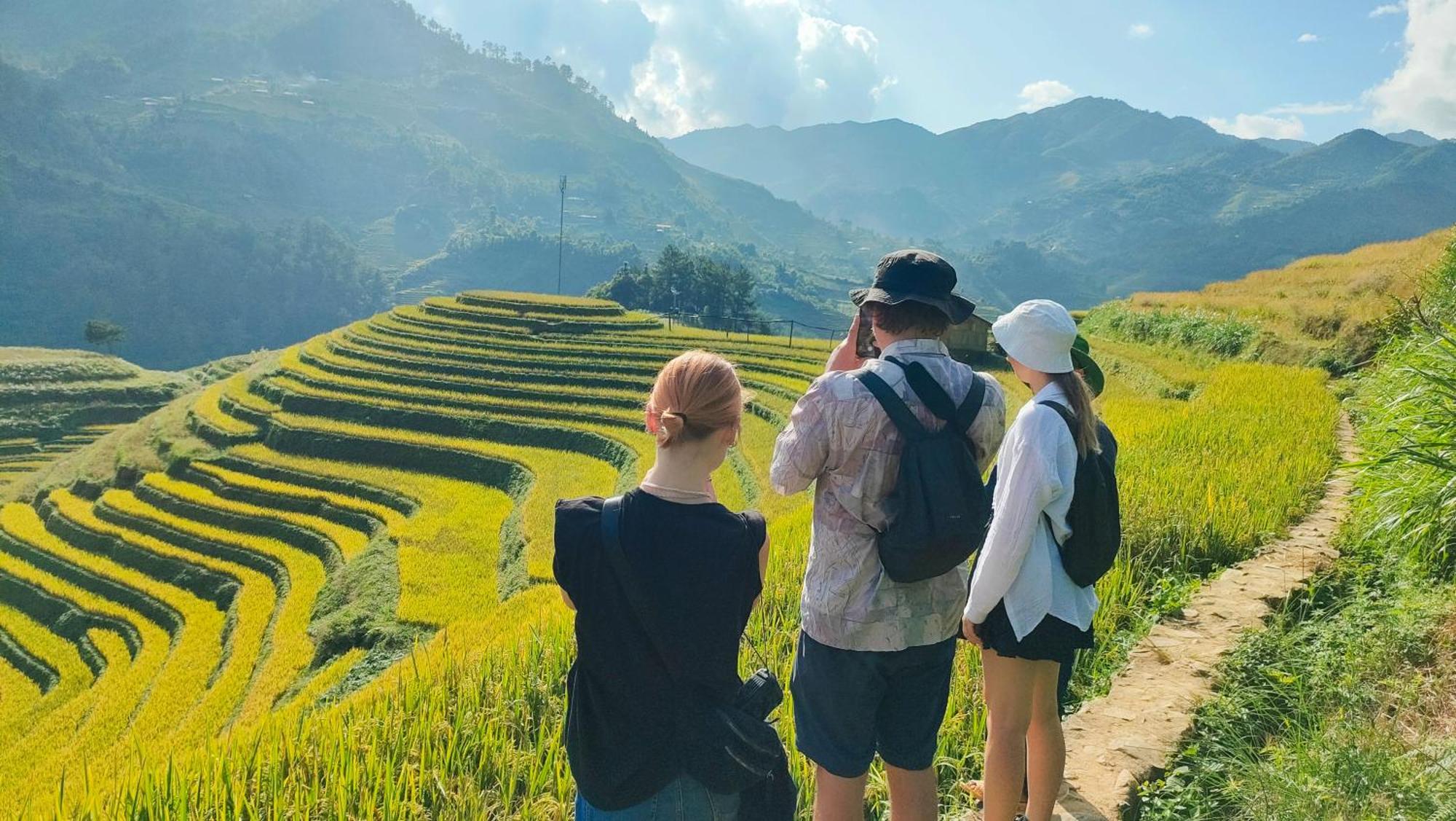 Indigenous Homestay- Trek- Food- Bus Mu Cang Chai Exterior foto